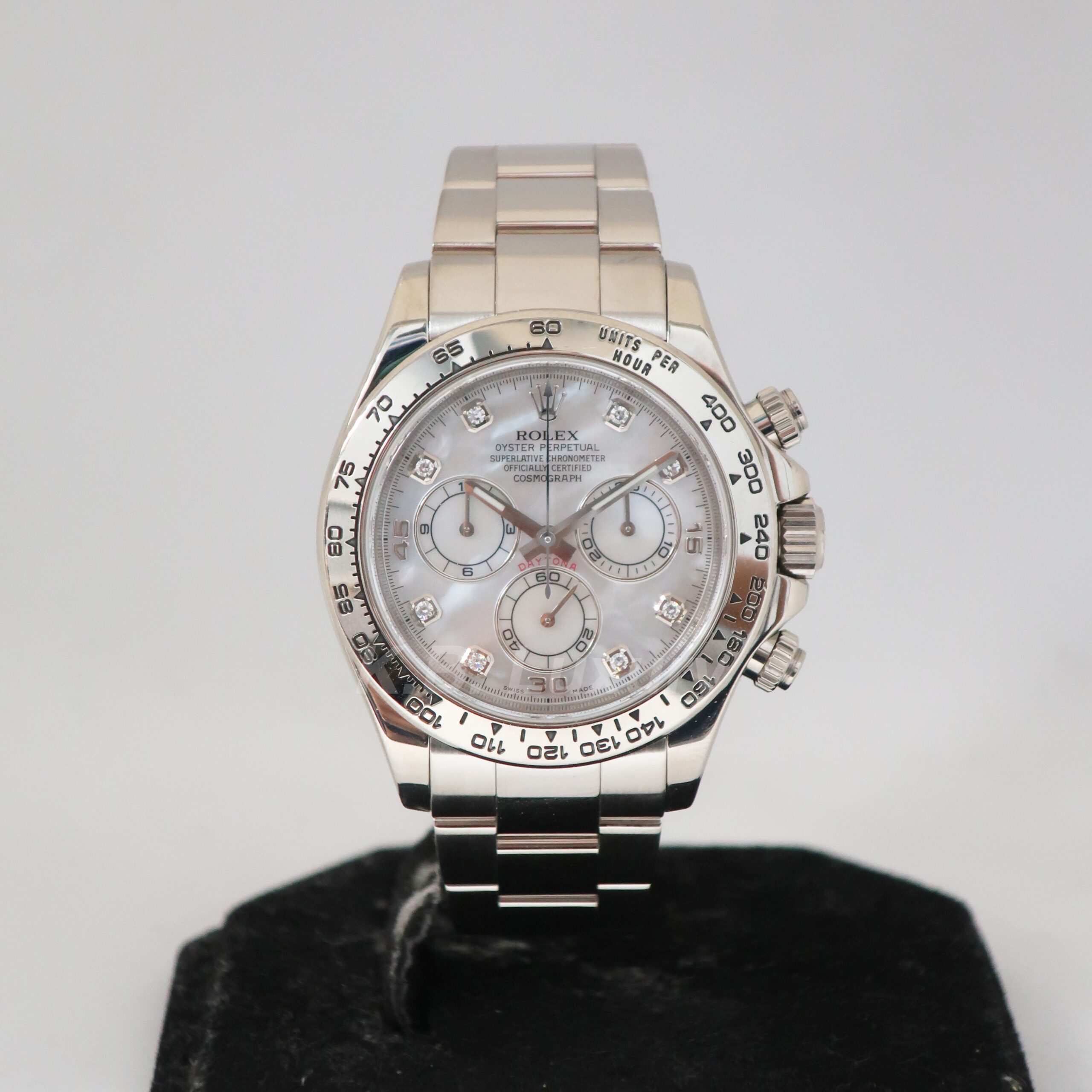 White daytona best sale