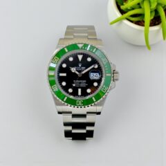 Submariner Date "Starbucks" 126610LV
