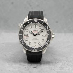 Omega Seamaster Diver 300 M 210.32.42.20.04.001