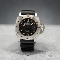 Panerai Luminor Submersible 44mm PAM00243